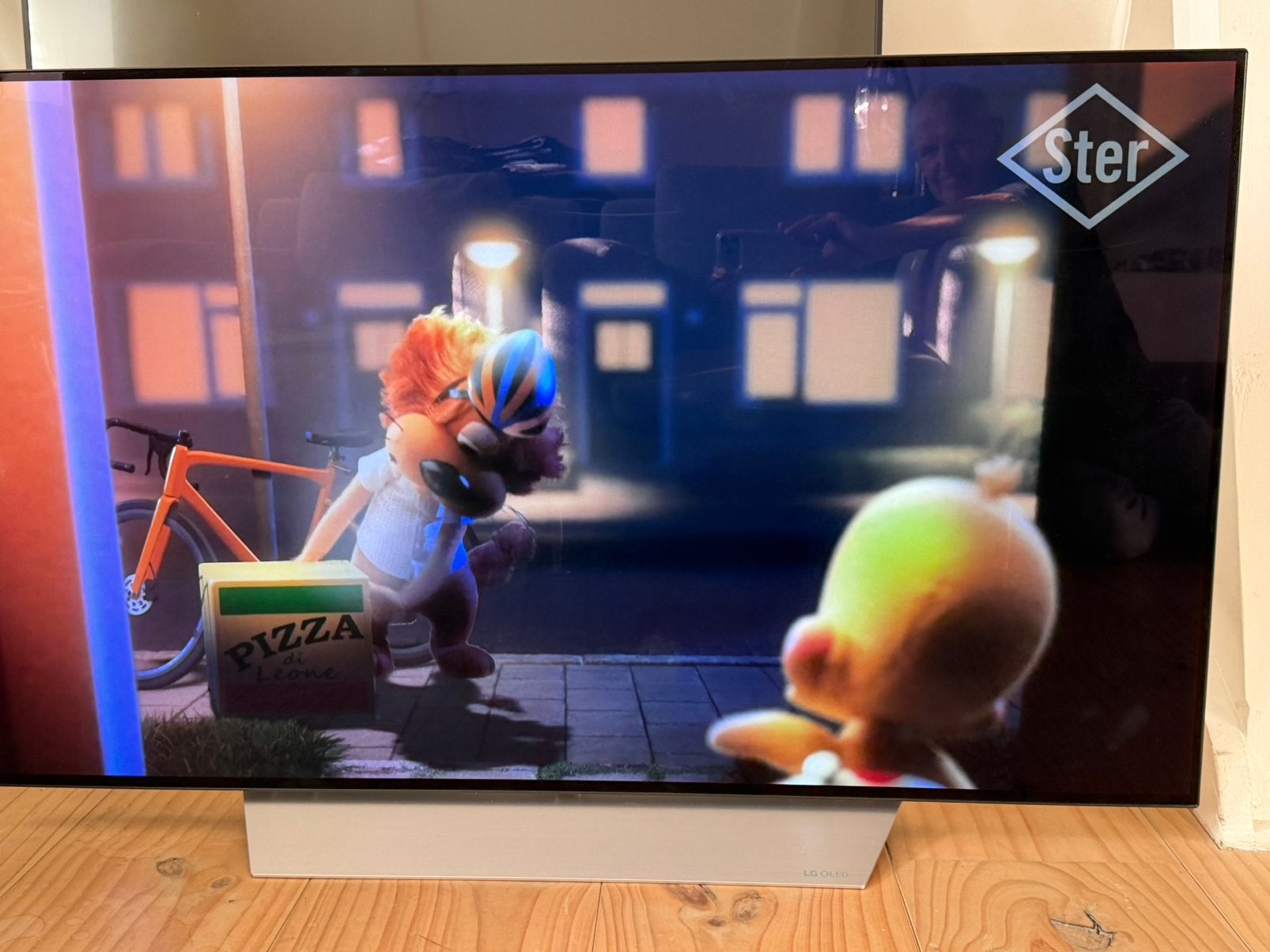 Foto 6 van LG Oled tv 55inch  55c7v