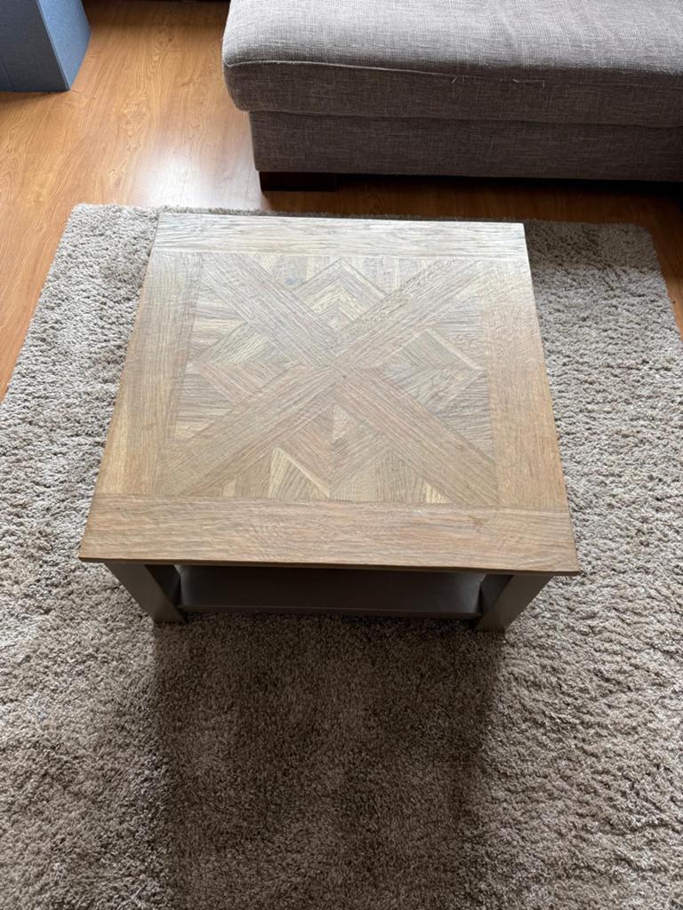 Salontafel van goossens 70x70cm poten wel wat beachadigd, Huis en Inrichting, Tafels | Salontafels, Ophalen, 50 tot 100 cm, Zo goed als nieuw