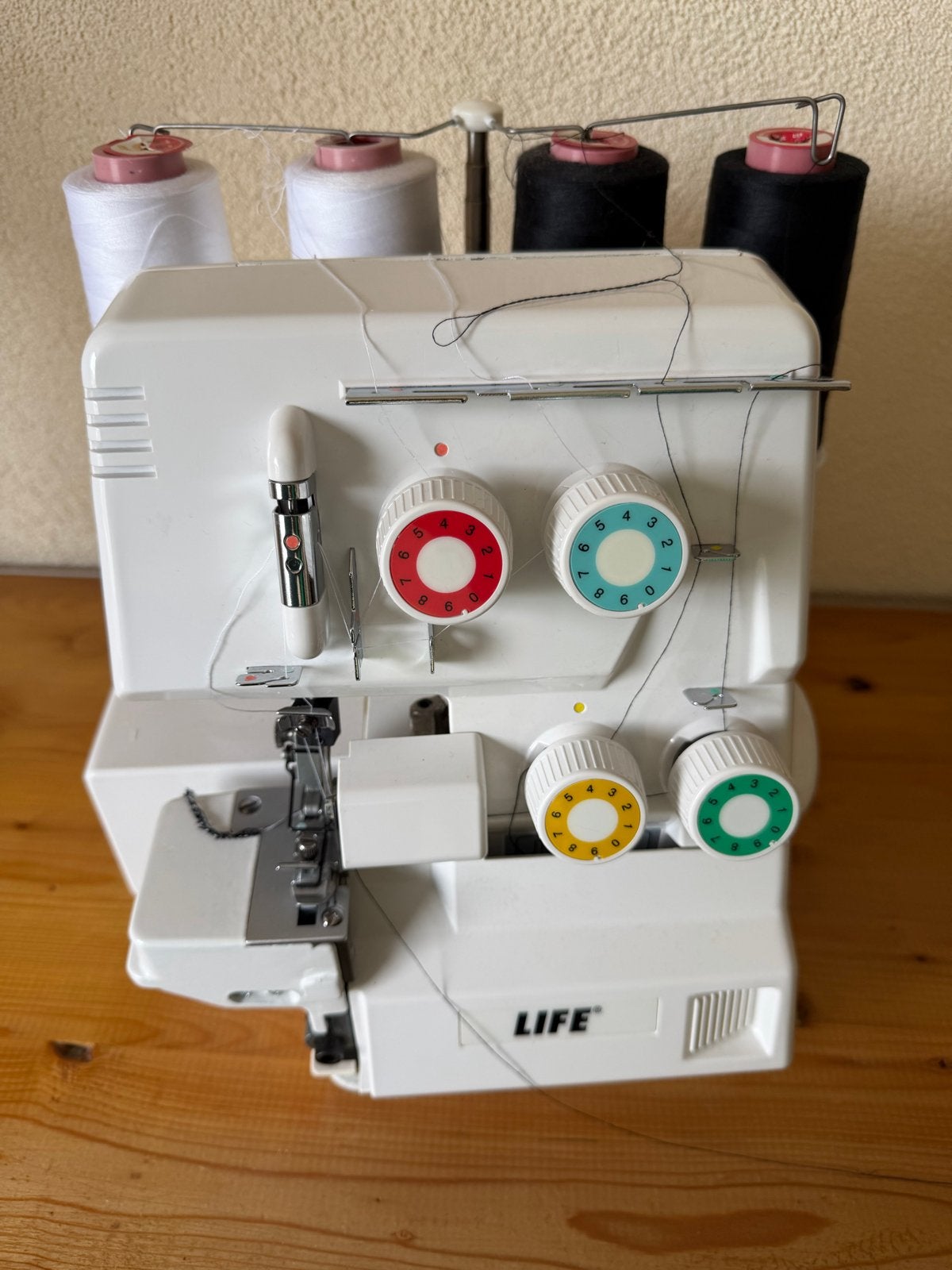 LIFE Lockmachine - Zo goed als nieuw, Ophalen, Zo goed als nieuw, Lockmachine, Overige merken