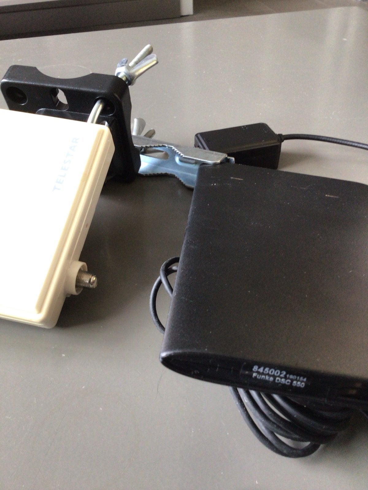 2x DVB-T2 Antenne voor Caravan/Boot (Telestar & Funke), Ophalen of Verzenden, Gebruikt