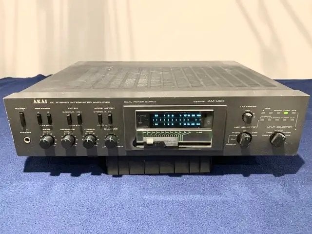 Akai AM-U04 Versterker (zie omschrijving), Ophalen of Verzenden, Gebruikt, Stereo, 60 tot 120 watt