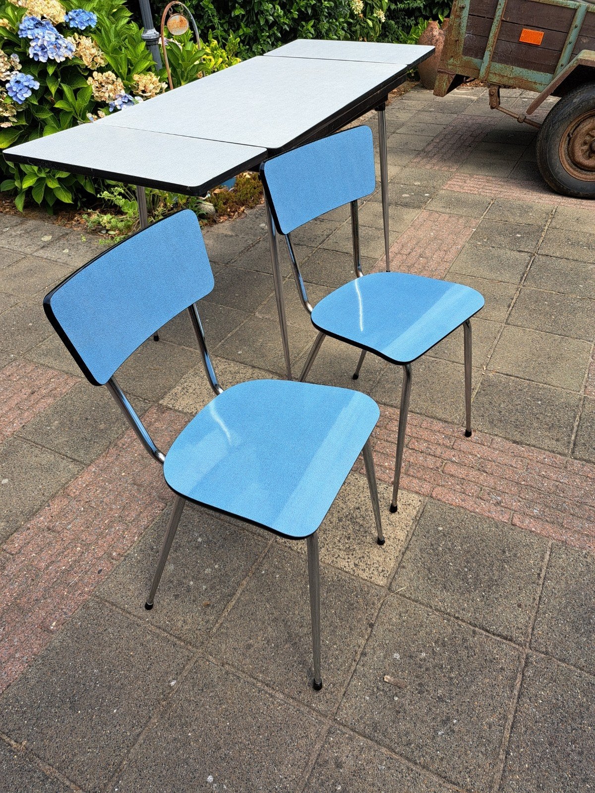 Vintage formica tafel met 2 stoelen., Ophalen