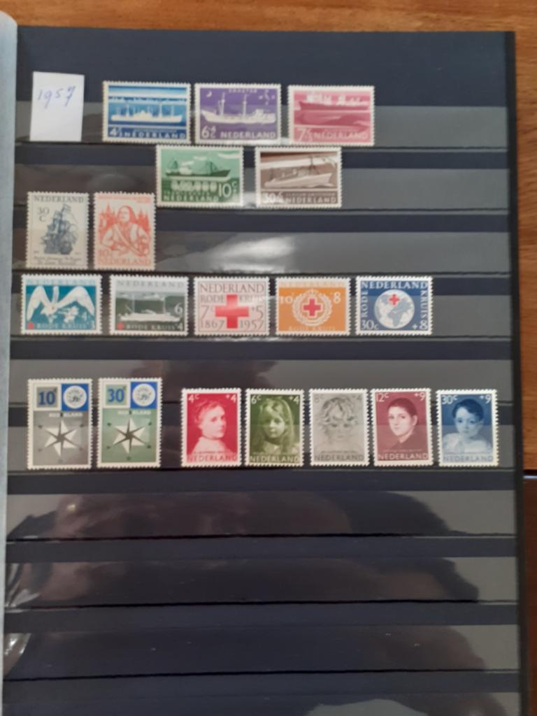 Postzegels Nederland 1957, Verzenden, Nederland