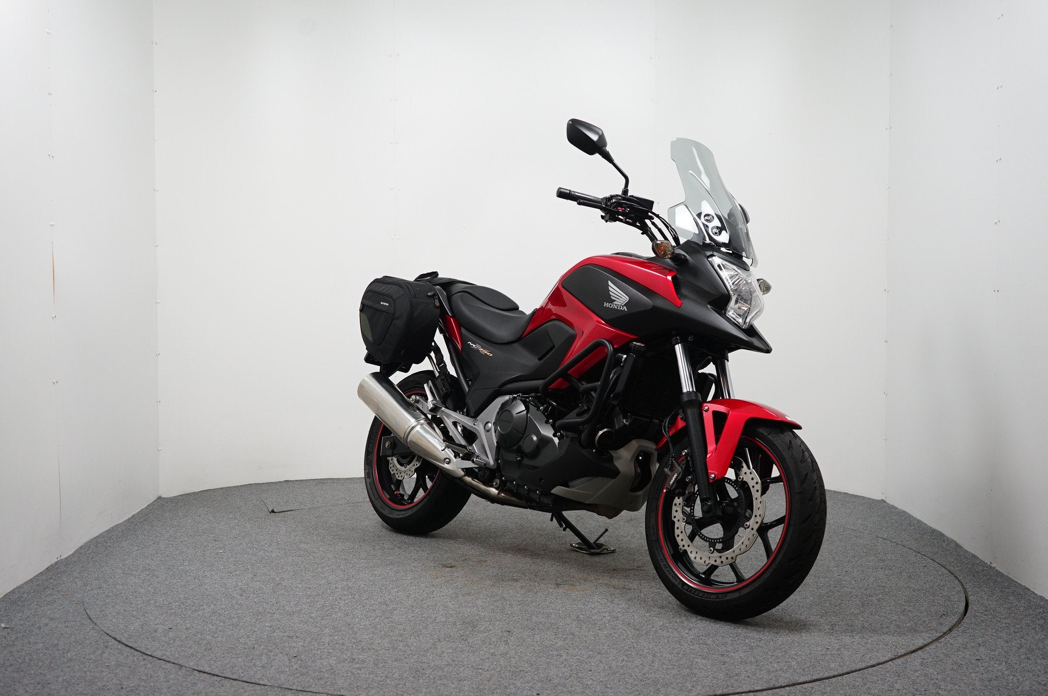 Honda NC 750 X ABS, Motoren, 745 cc, Sport, Meer dan 35 kW, ABS