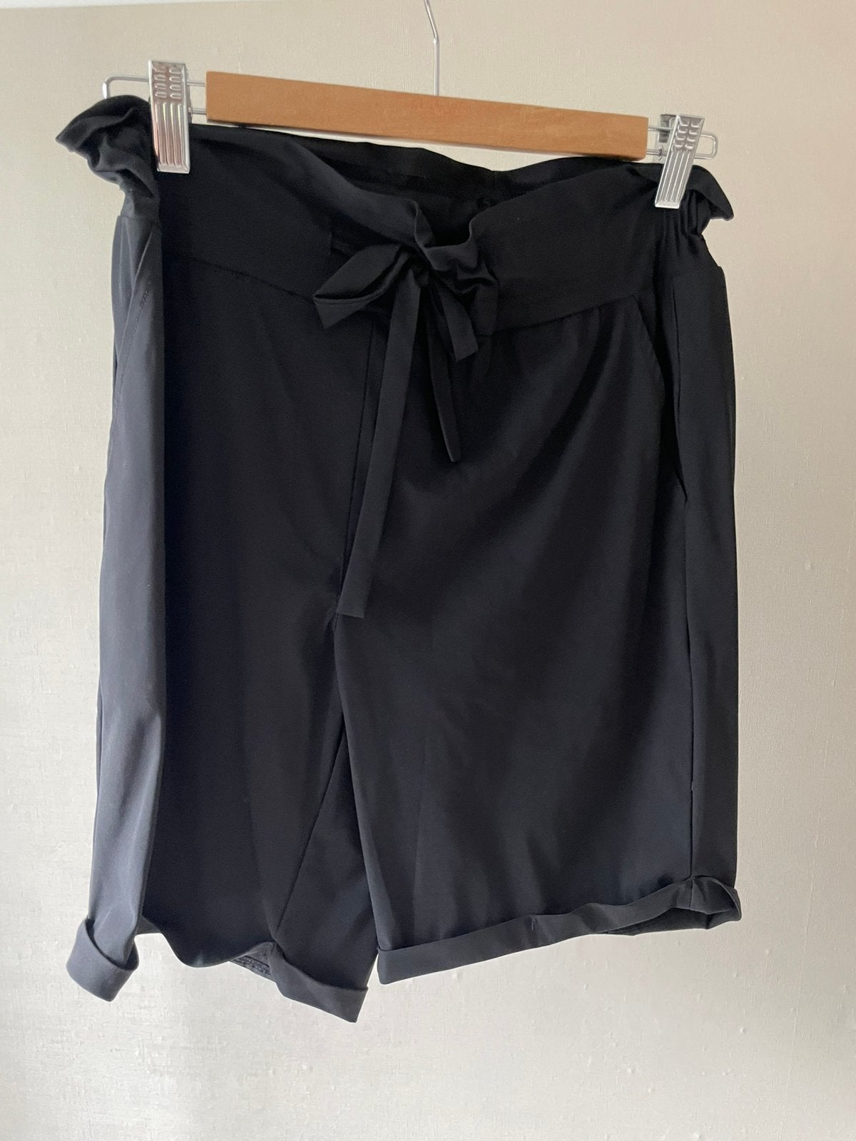 Norah korte broek travelstof maat 38, Maat 38/40 (M), Kort, Zwart, Ophalen of Verzenden