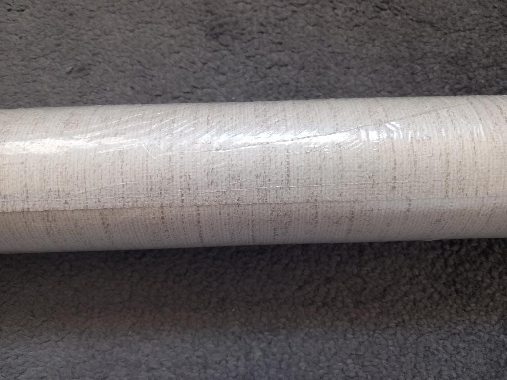 Behangrol beige/zwart met verticale streepjes nieuw, Ophalen of Verzenden, Minder dan 10 m², Beige, Behang