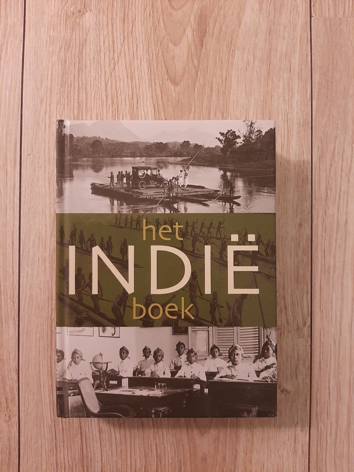 J. van Dijk - Het Indie boek, 20e eeuw of later, J. van Dijk; P. Boomgaard, Europa, Ophalen of Verzenden