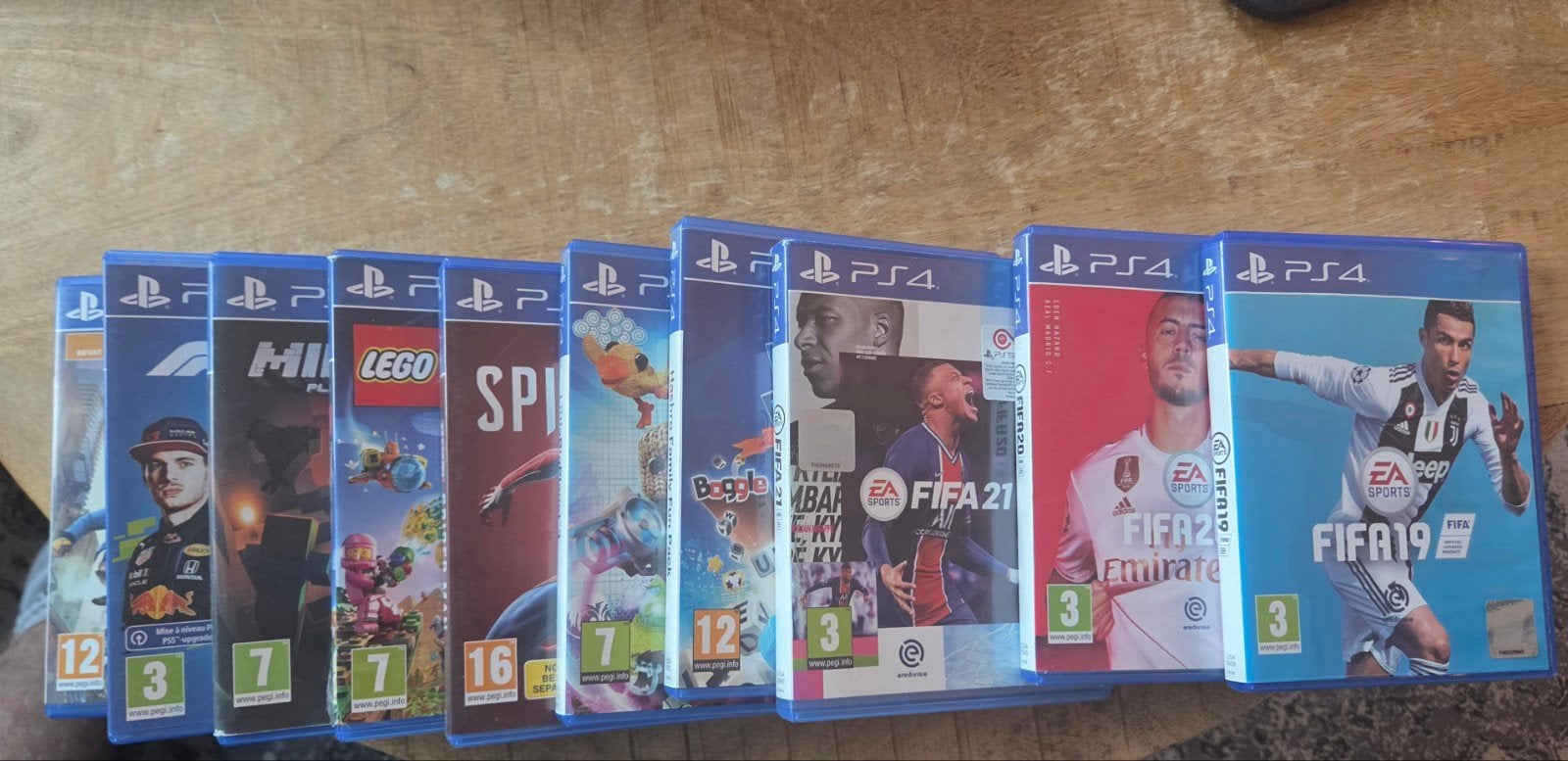 Diverse PS4 games: FIFA, Minecraft, Spider-Man en meer!, Gebruikt, Ophalen of Verzenden, Eén computer, Sport