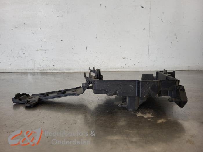 Steun (diversen) van een Mercedes Sprinter, Gebruikt, -, Ophalen of Verzenden, -