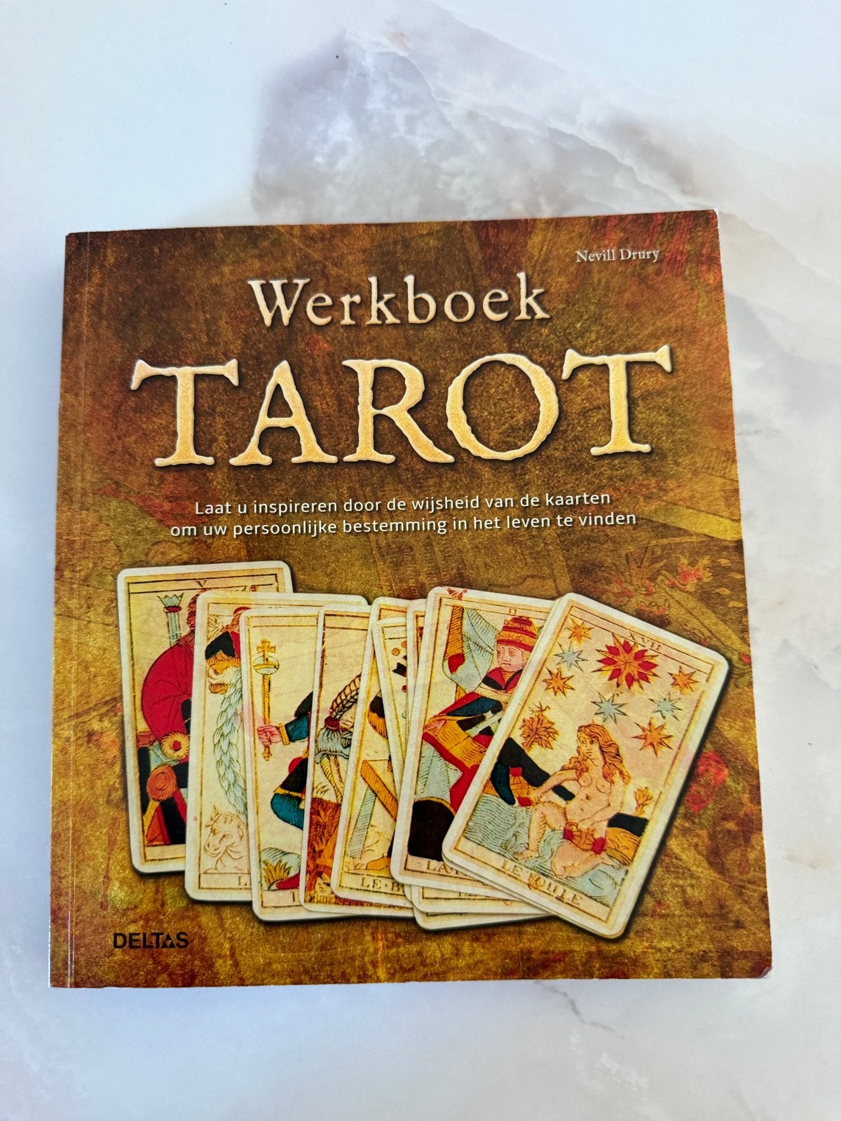 Werkboek Tarot: Laat u inspireren door de wijsheid van de ka, Boeken, Ophalen of Verzenden, Zo goed als nieuw, Tarot of Kaarten leggen