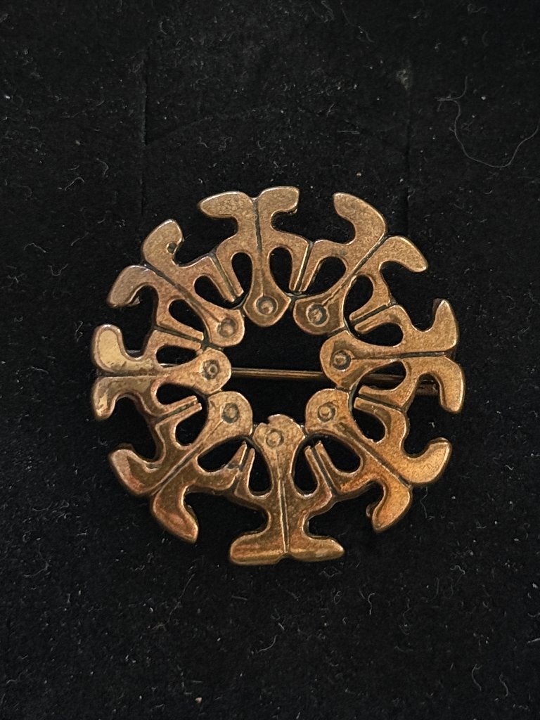 Vintage bronzen broche van Eivind Hillestad Noorwegen, Ophalen of Verzenden, Gebruikt, Overige kleuren, Brons