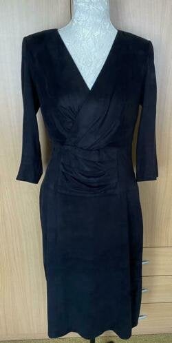 Lynde suèdelook jurk maat 40, Kleding | Dames, Jurken, Maat 38/40 (M), Zwart, Ophalen of Verzenden, Zo goed als nieuw