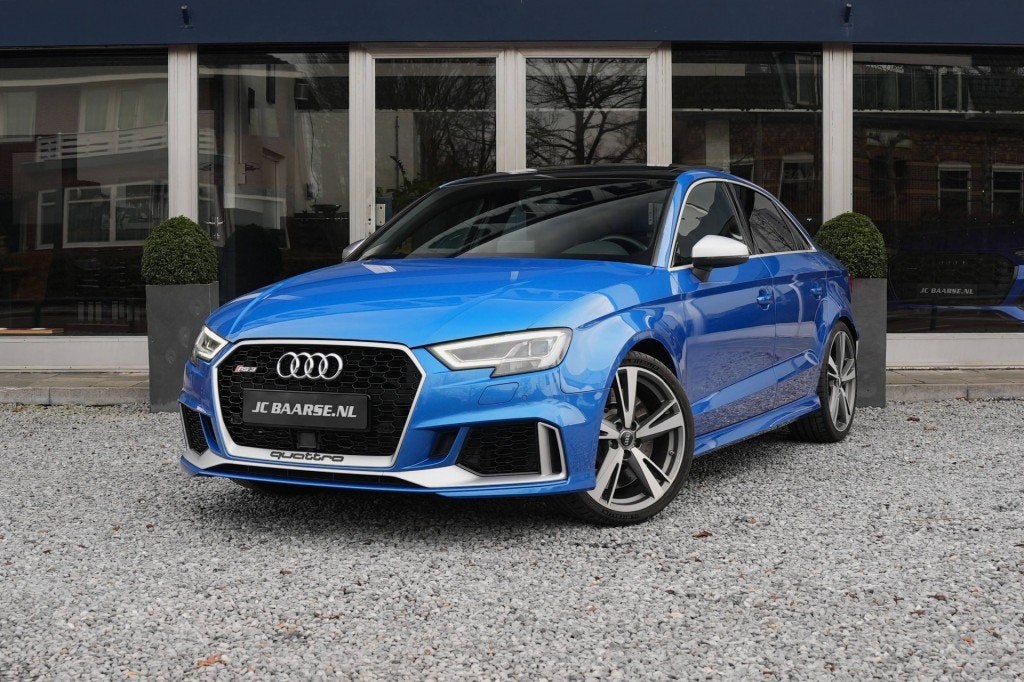 Audi RS3 2.5 TFSI QUATTRO LIMOUSINE/B&O/PANO/VIRTUAL/STAGE 2, Auto's, Audi, Automaat, Gebruikt, Euro 6, RS3