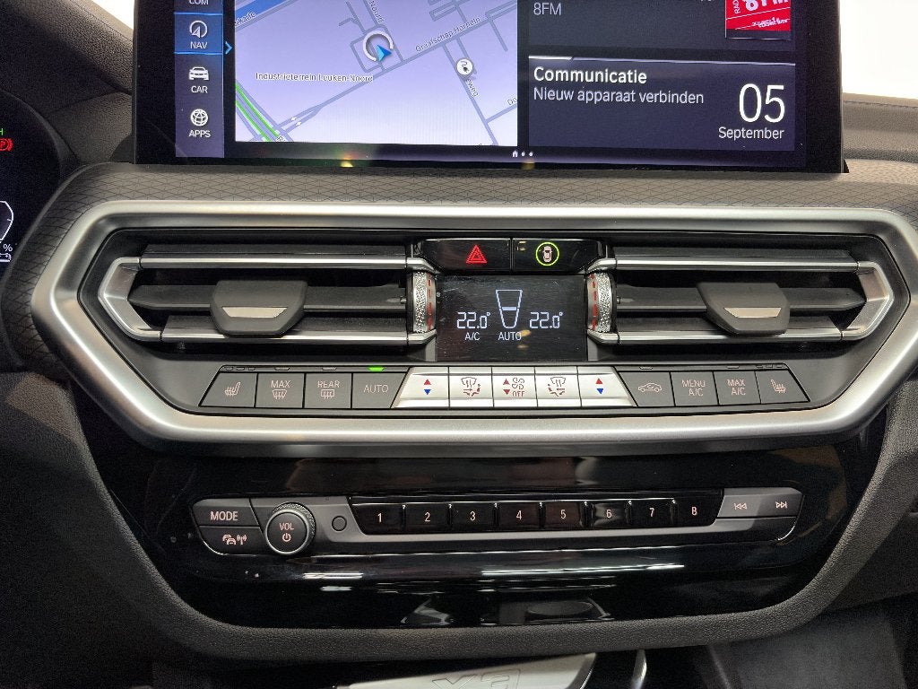 Foto 15 van BMW X3 Xdrive30e 292pk M-Sport/ H&K/ Head-up/ Pano/ Trekhaak