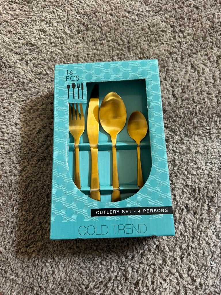 Goud bestek, Huis en Inrichting, Ophalen, Nieuw, Overige materialen, Bestekset