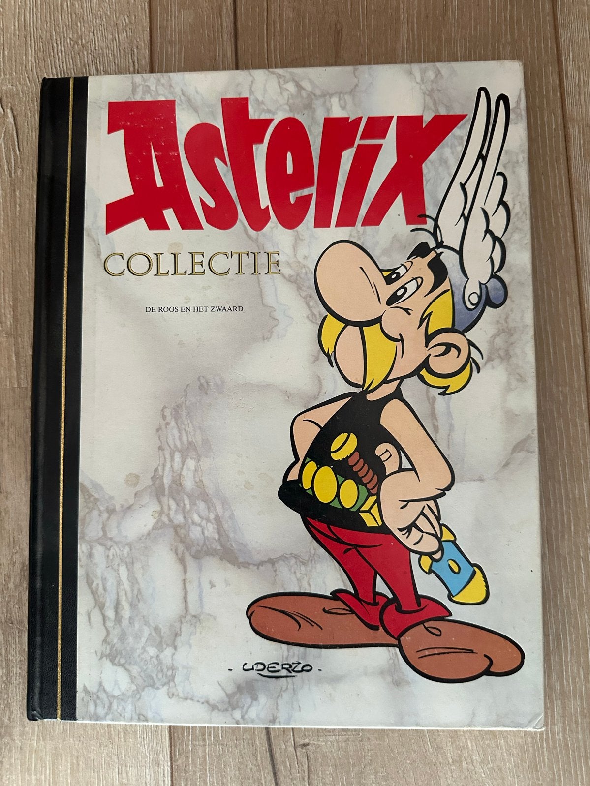Asterix Collectie: De Roos en het Zwaard - Hardcover, Boeken, Eén stripboek, Ophalen of Verzenden, Zo goed als nieuw