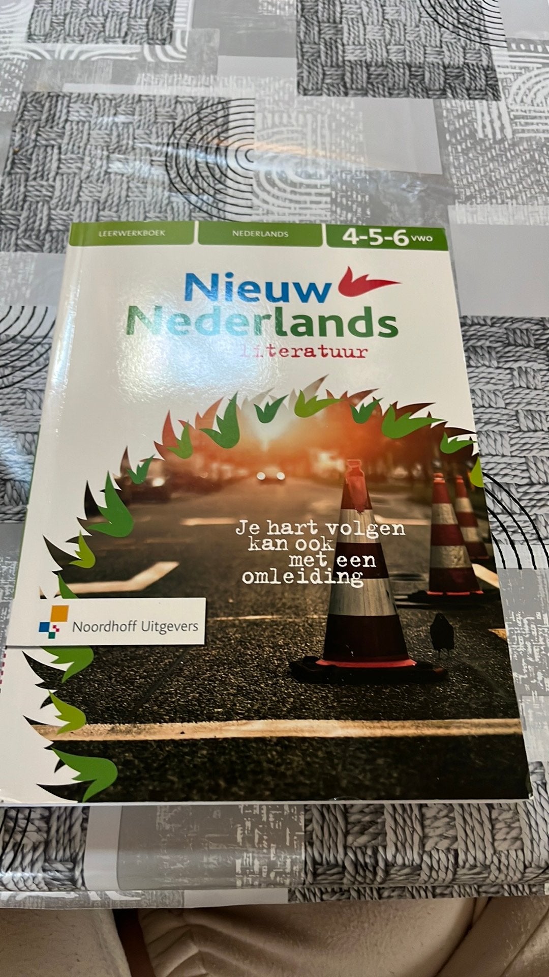 leerwerkboek, Ophalen of Verzenden, Zo goed als nieuw, Overige niveaus, Nederlands