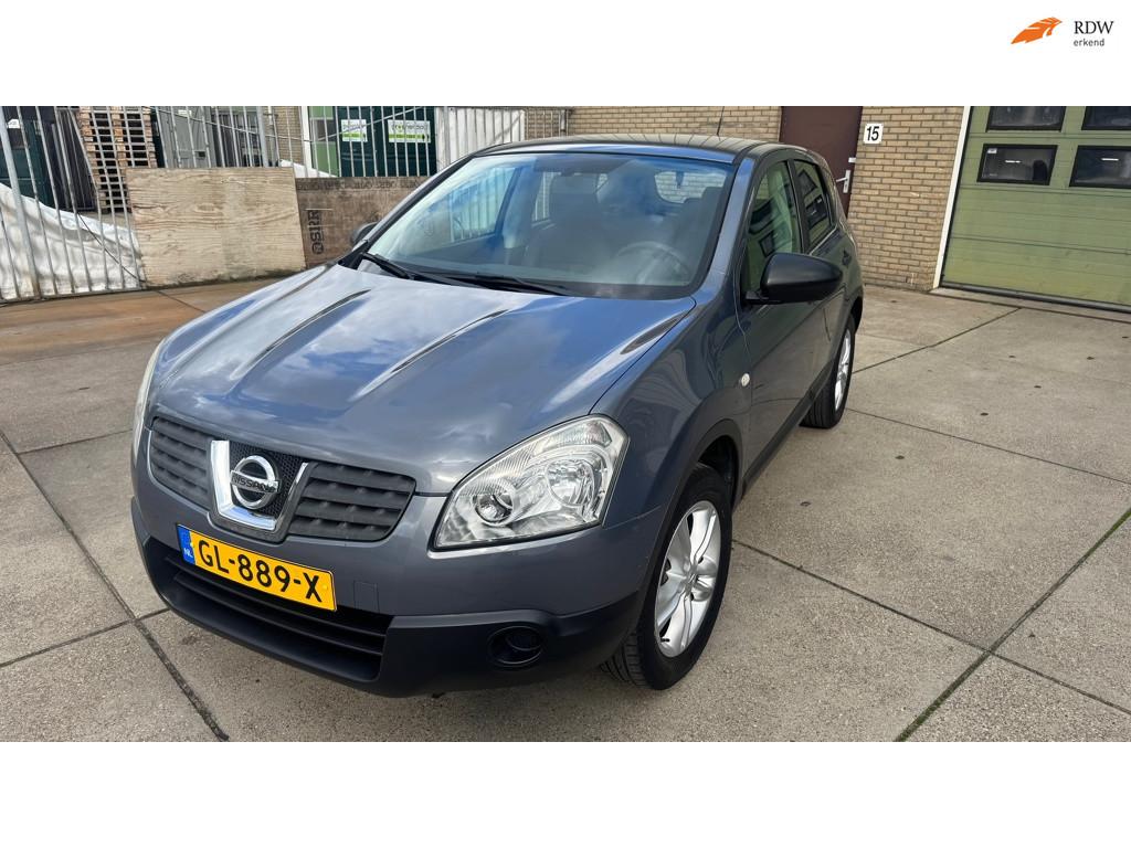 Nissan Qashqai 1.6 Acenta, Voorwielaandrijving, 1272 kg, Gebruikt, 4 cilinders