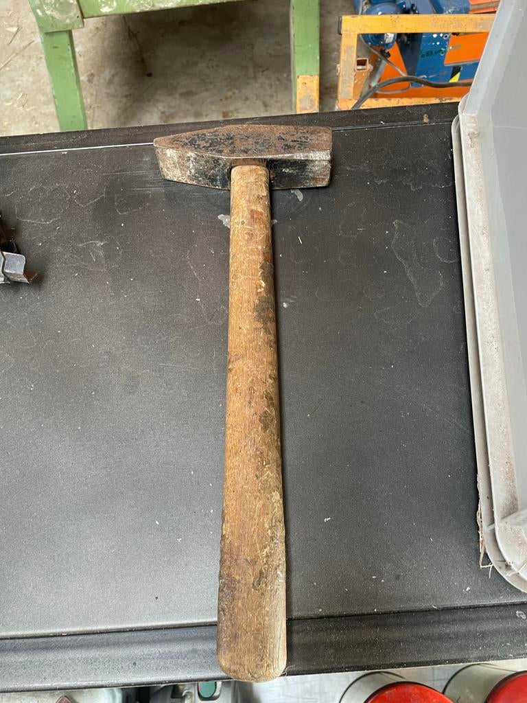 Robuuste hamer met houten steel, Ophalen of Verzenden, Zo goed als nieuw