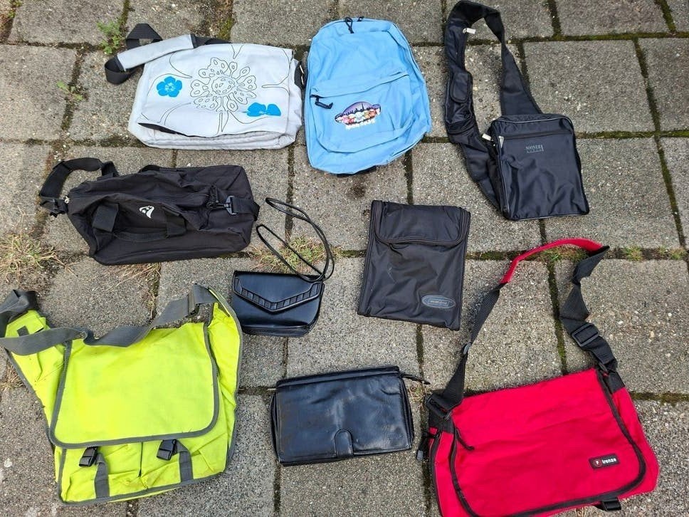 partij tassen Pakket: Rugtas, schooltassen, Schoudertas, Ophalen of Verzenden, Zo goed als nieuw, Overige kleuren, Overige typen
