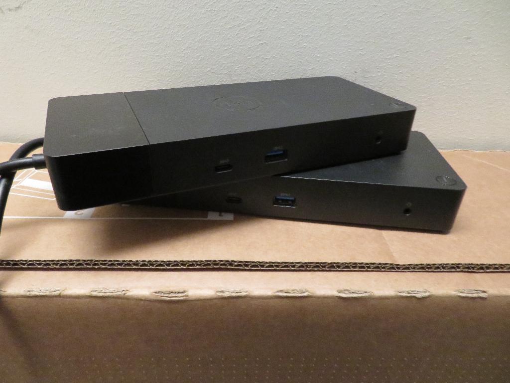 DELL K20A001 WD19 DOCKING STATION, Computers en Software, Ophalen of Verzenden, Gebruikt, Docking station, DELL