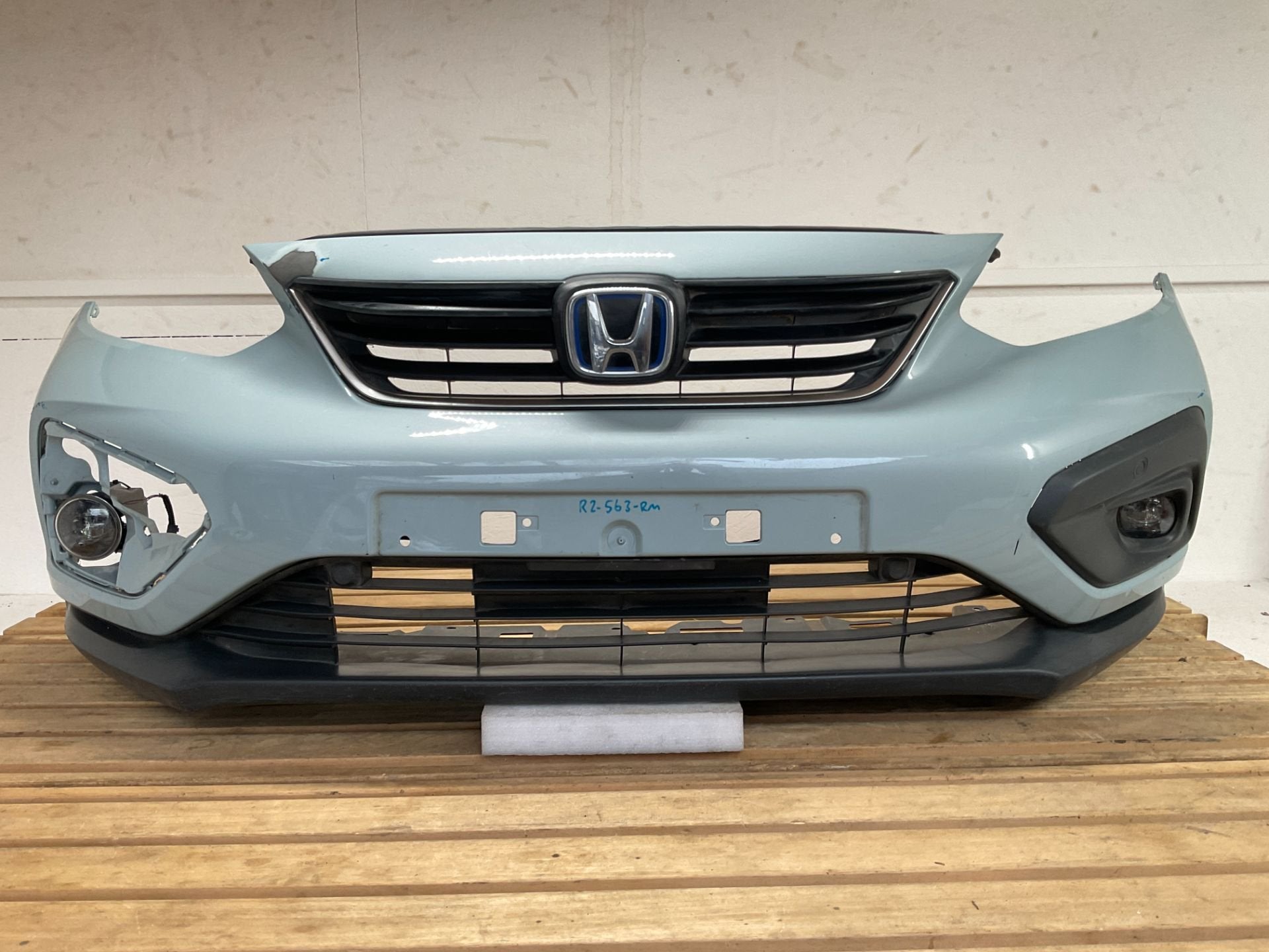 Bumper HONDA JAZZ V 2023 CROSSTAR 2020-2023 Voorbumper R2-56, Auto-onderdelen, Gebruikt, Voor, Info@honda.co.jp, Ophalen of Verzenden