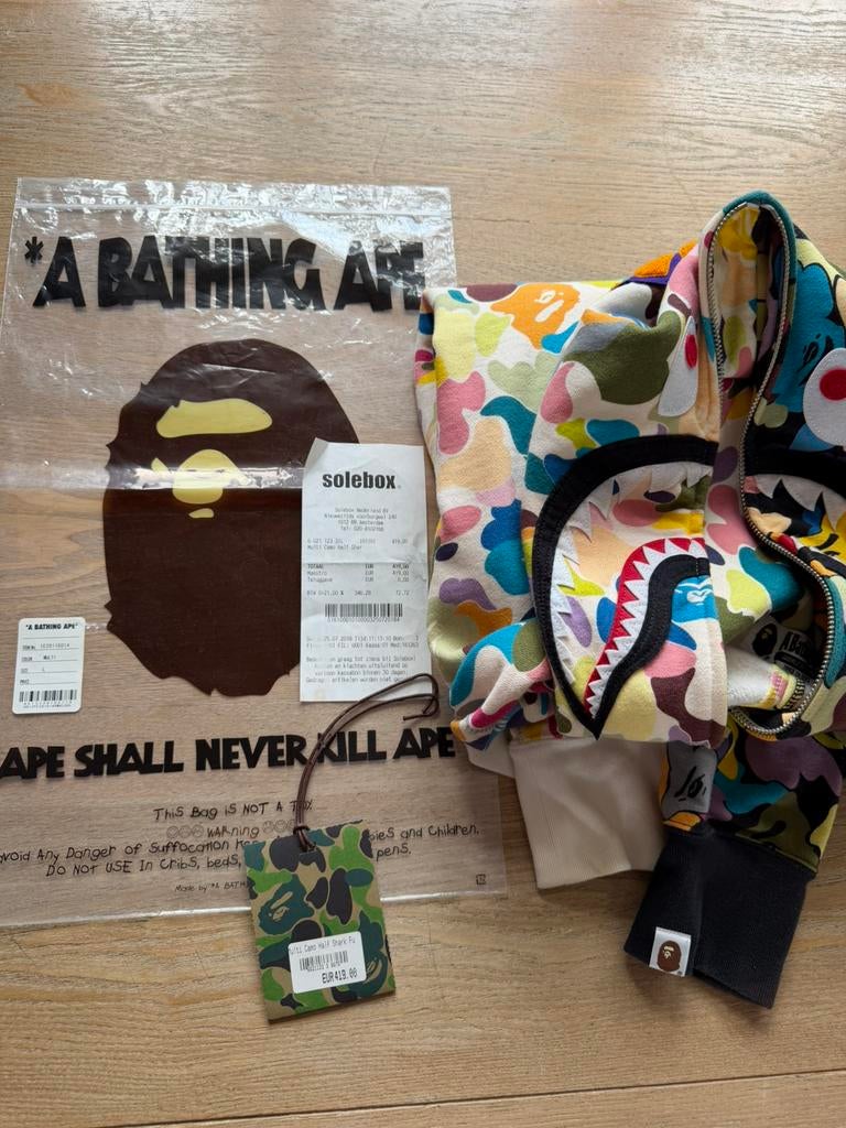 BAPE Shark Hoodie Multicolor – OG + bon – maat L (M), Ophalen of Verzenden, Zo goed als nieuw, Maat 52/54 (L), Overige kleuren