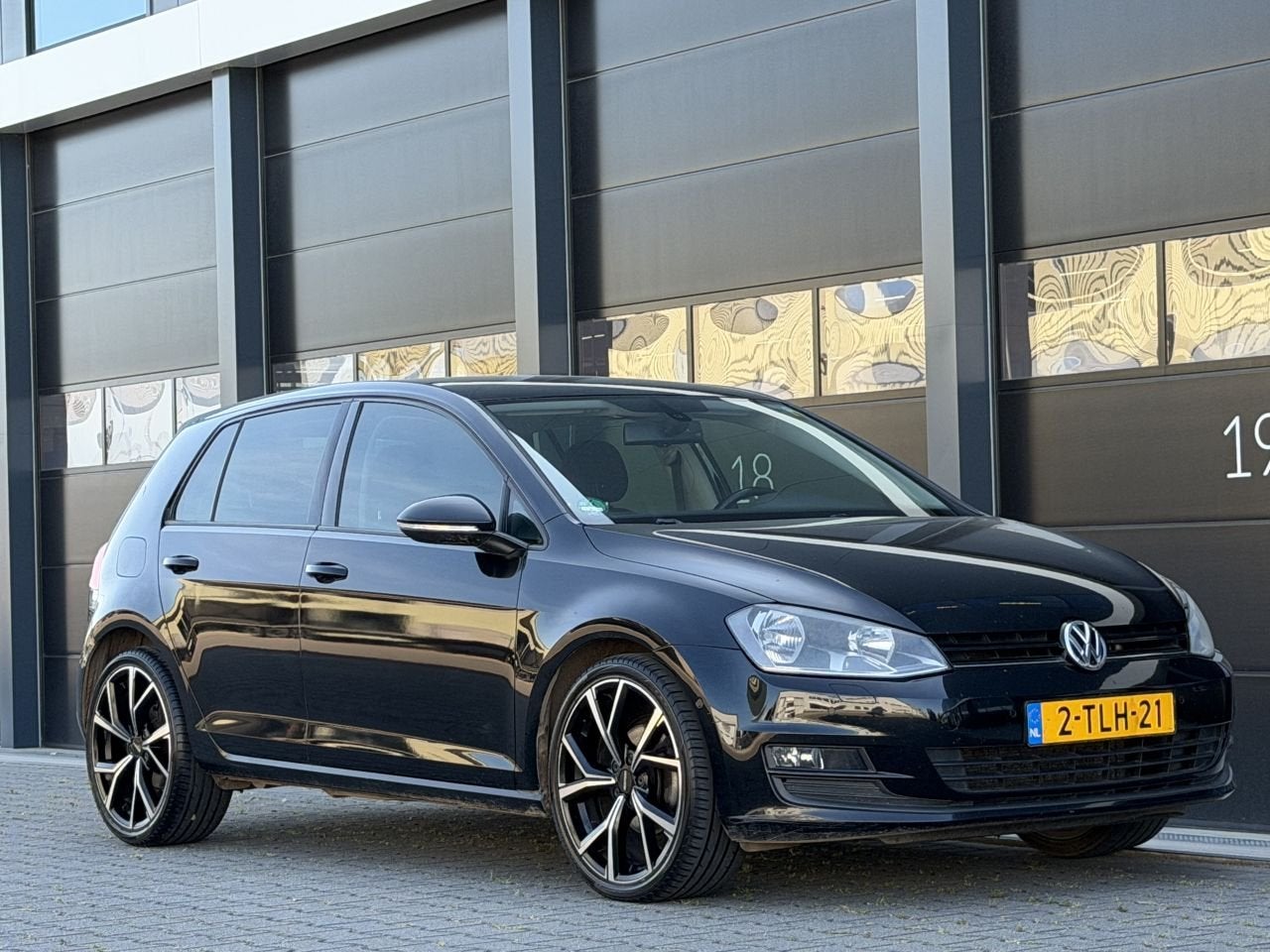 Volkswagen Golf 1.6 TDI Clima PDC AUTOMAAT (bj 2013), Automaat, Verwarmde buitenspiegels, Zwart, Bedrijf