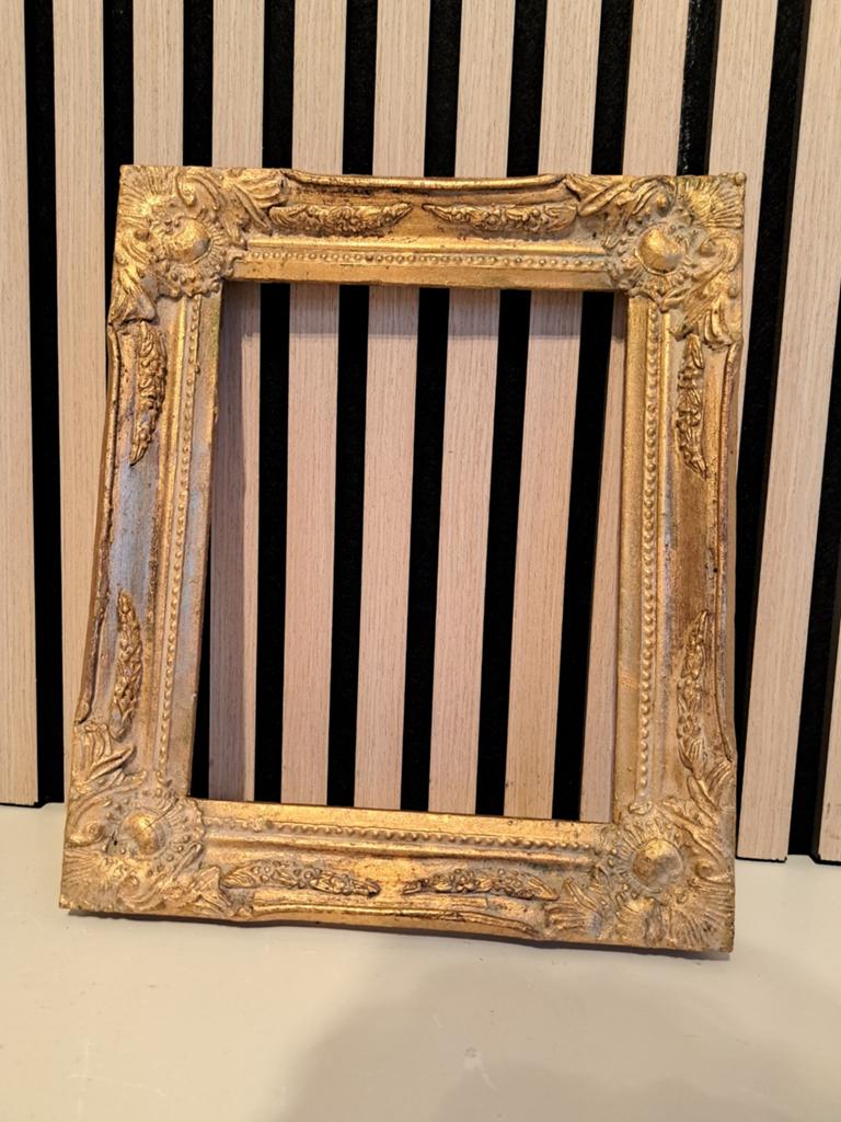 Vergulde lijst - hout en gips 27.5 x 33 cm, Ophalen of Verzenden, Hout, Minder dan 50 cm, Minder dan 50 cm