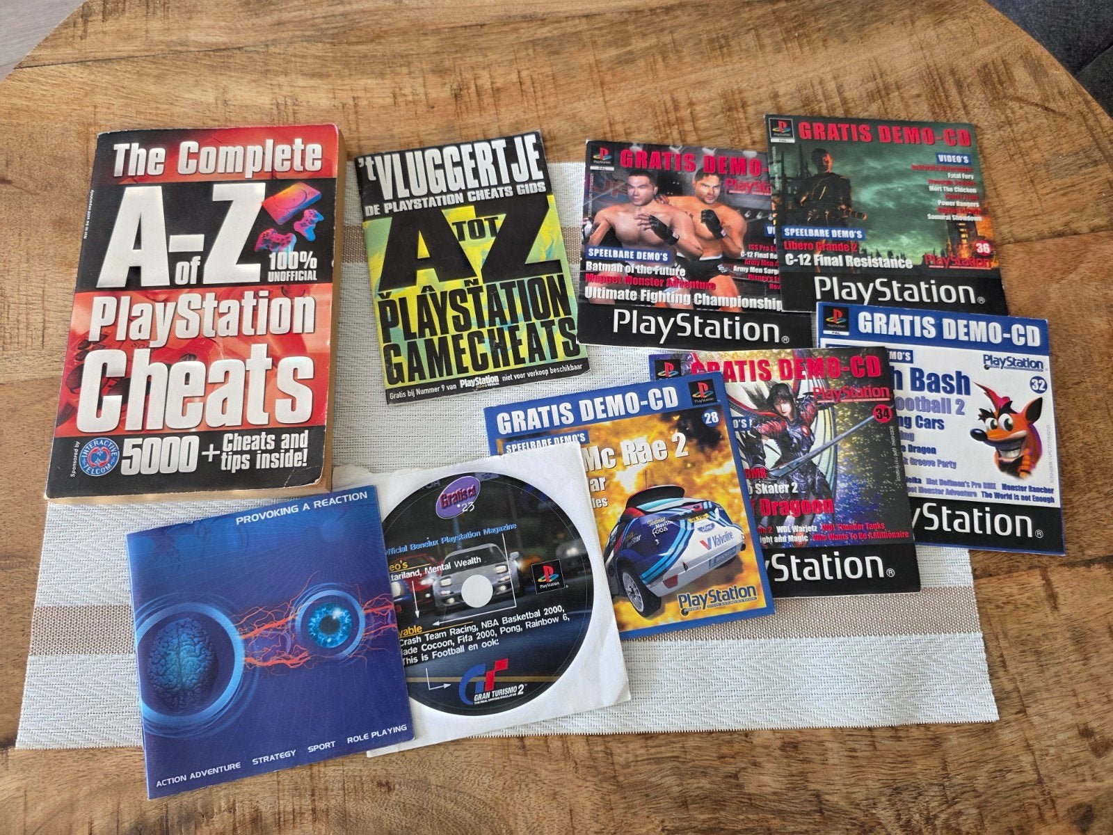 PS1 Verzameling: Cheats Boeken & Demo CD's, Ophalen of Verzenden, Gebruikt, Overige genres