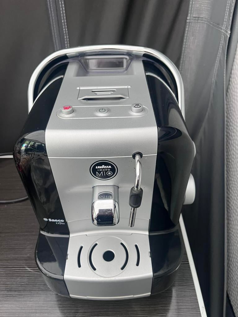 Koffiezetapparaat Lavazza Amodo Mio Extra, Witgoed en Apparatuur, Koffiezetapparaten, 1 kopje, Ophalen, Zo goed als nieuw, Koffiemachine