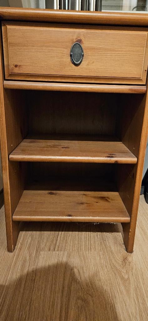 nachtkastje voor maar € 10,00, Huis en Inrichting, Ophalen, Gebruikt, Minder dan 45 cm, Minder dan 55 cm