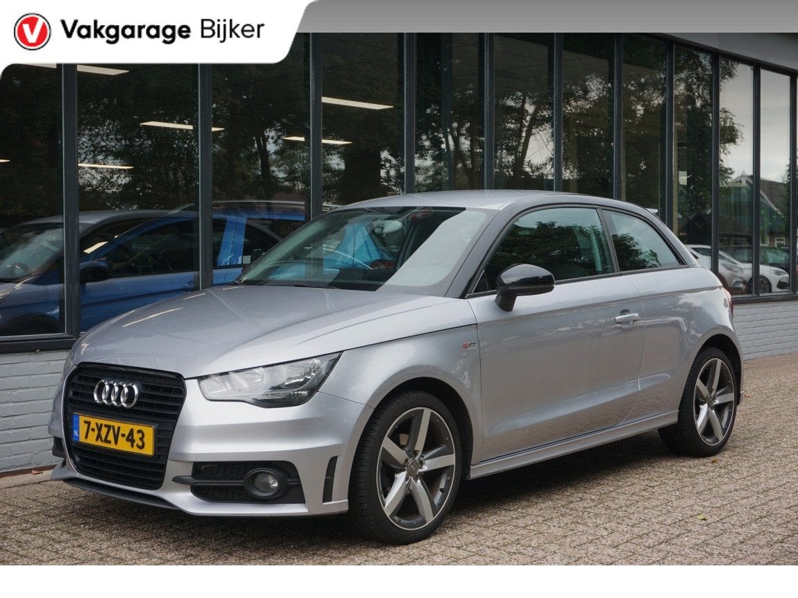 Audi A1 1.2 TFSI Admired S-line (bj 2014), Auto's, Voorwielaandrijving, Euro 5, 4 cilinders, Origineel Nederlands