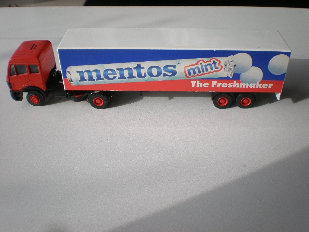 Miniatuur vrachtauto "Mentos The Freshmaker", Overige merken, Gebruikt, 1:50 of kleiner, Auto