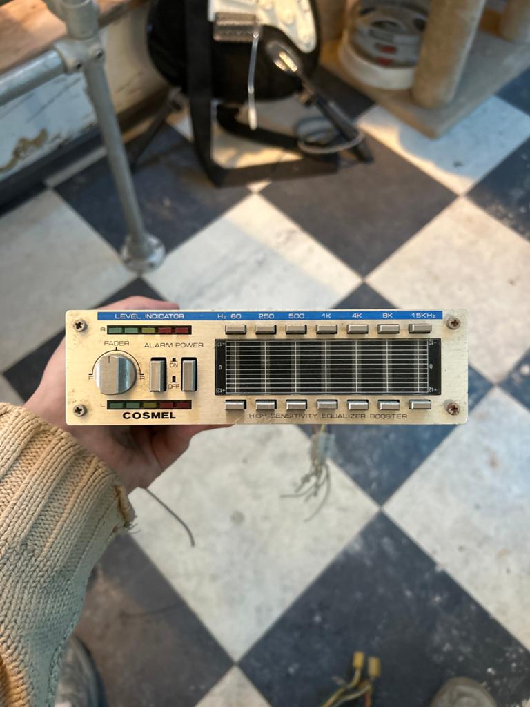 Cosmel High Sensitivity Equalizer Booster, Overige merken, Ophalen of Verzenden, Minder dan 60 watt, Gebruikt