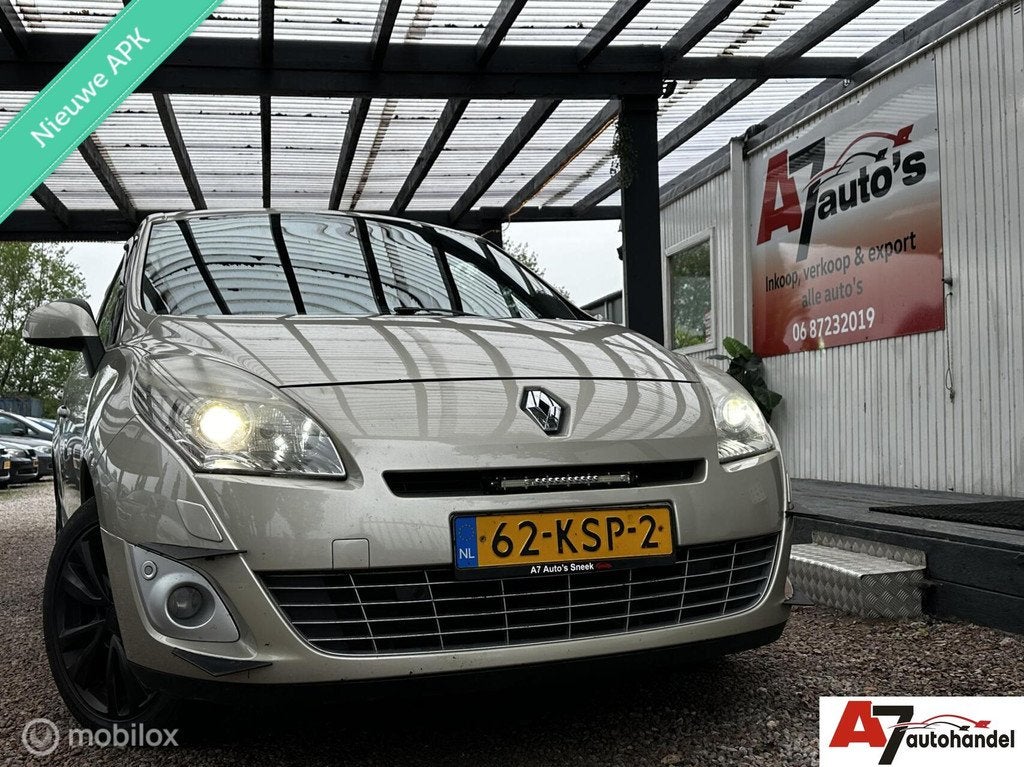 Renault Scenic 2.0 Privilege Nieuwe APK//Automaat, Auto's, Renault, Gebruikt, 4 cilinders, Beige, 1405 kg
