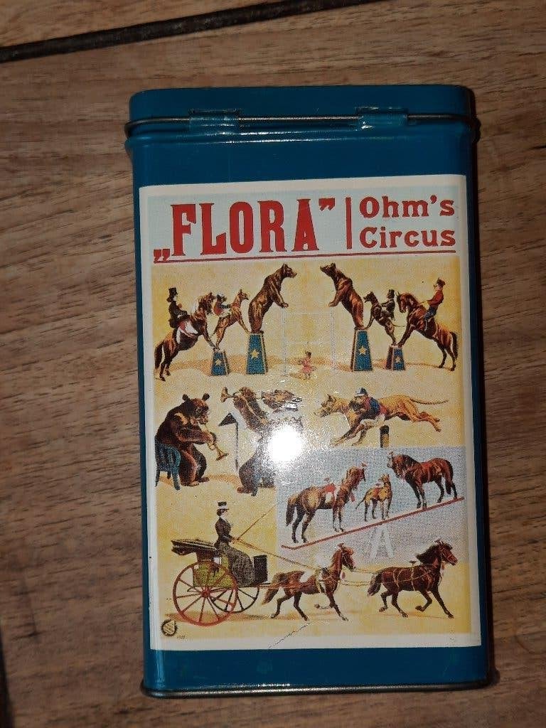 Blikje Lipton tea, Verzamelen, Ophalen of Verzenden, Gebruikt, Thee, Overige merken