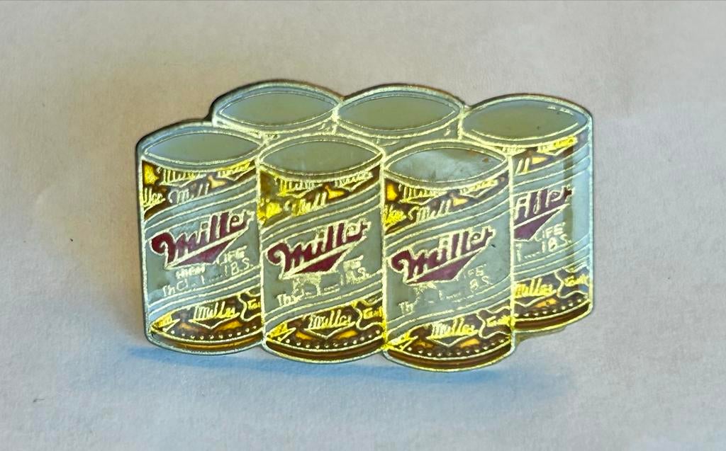 Vintage Miller Life Bier Blikjes Pin Speldje, Ophalen of Verzenden, Zo goed als nieuw