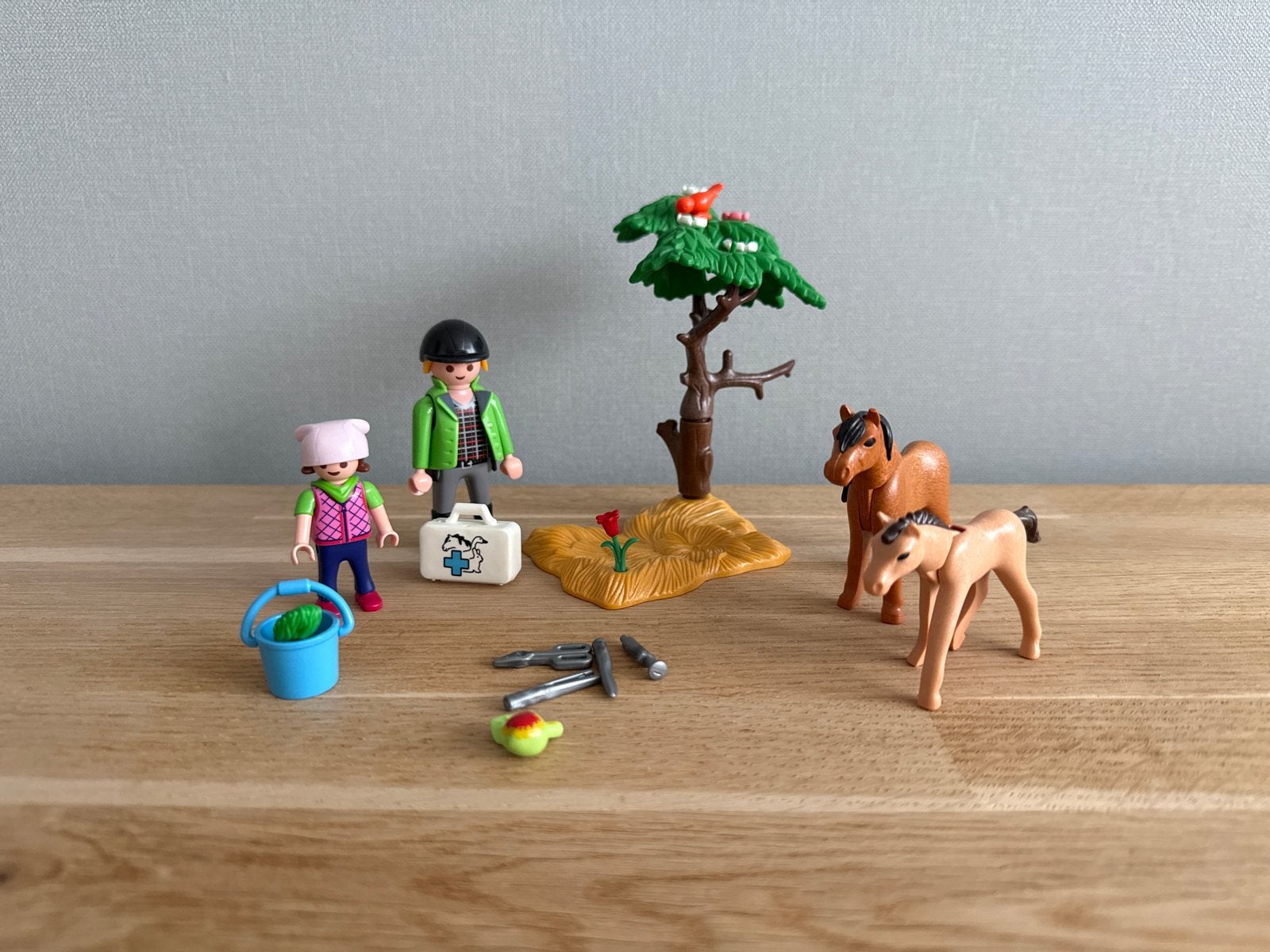 Playmobil 6949 Dierenarts met Pony, Ophalen of Verzenden, Zo goed als nieuw