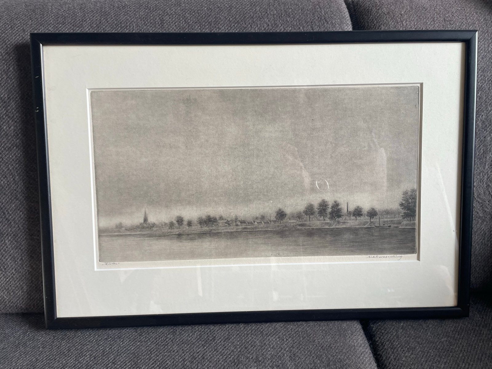 Gesigneerde ets van Riek Wesseling - Rivierlandschap, Ophalen, Ets, Gesigneerd, Landschap