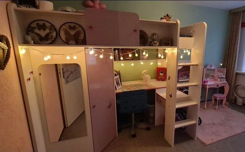 Complete Meidenkamer: Hoogslaper, Kast, Bureau & Ladekast, Ophalen, Gebruikt, Meisje