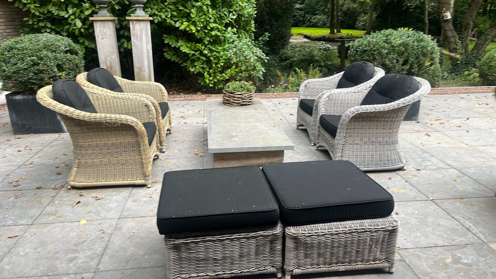 Kunststof rotan buiten loungeset met kussens, Ophalen, Zo goed als nieuw, Kunststof