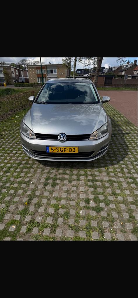 Volkswagen Golf 1.2 TSI 77KW 5D 2013 Grijs, Auto's, Voorwielaandrijving, Stof, 4 cilinders, 610 kg