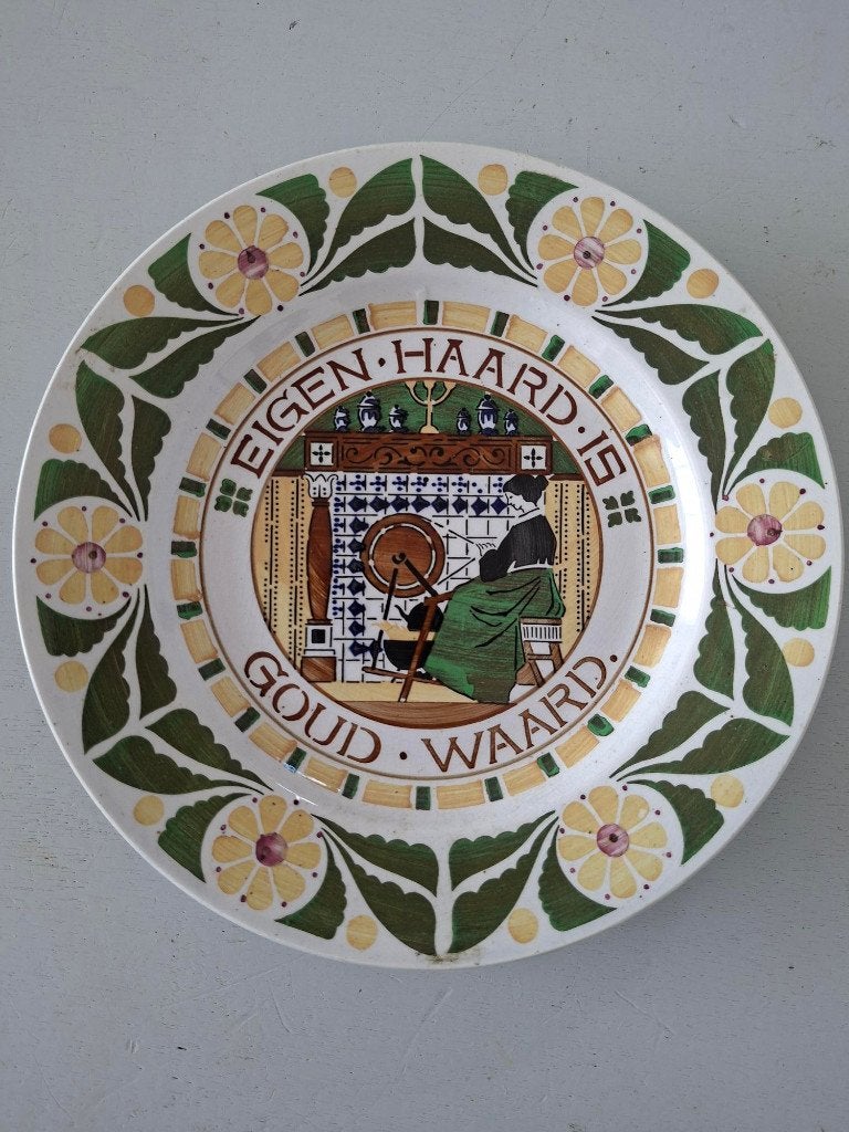 Antiek Jugendstil wandbord ‘Eigen Haard is Goud Waard’, Antiek en Kunst, Ophalen of Verzenden