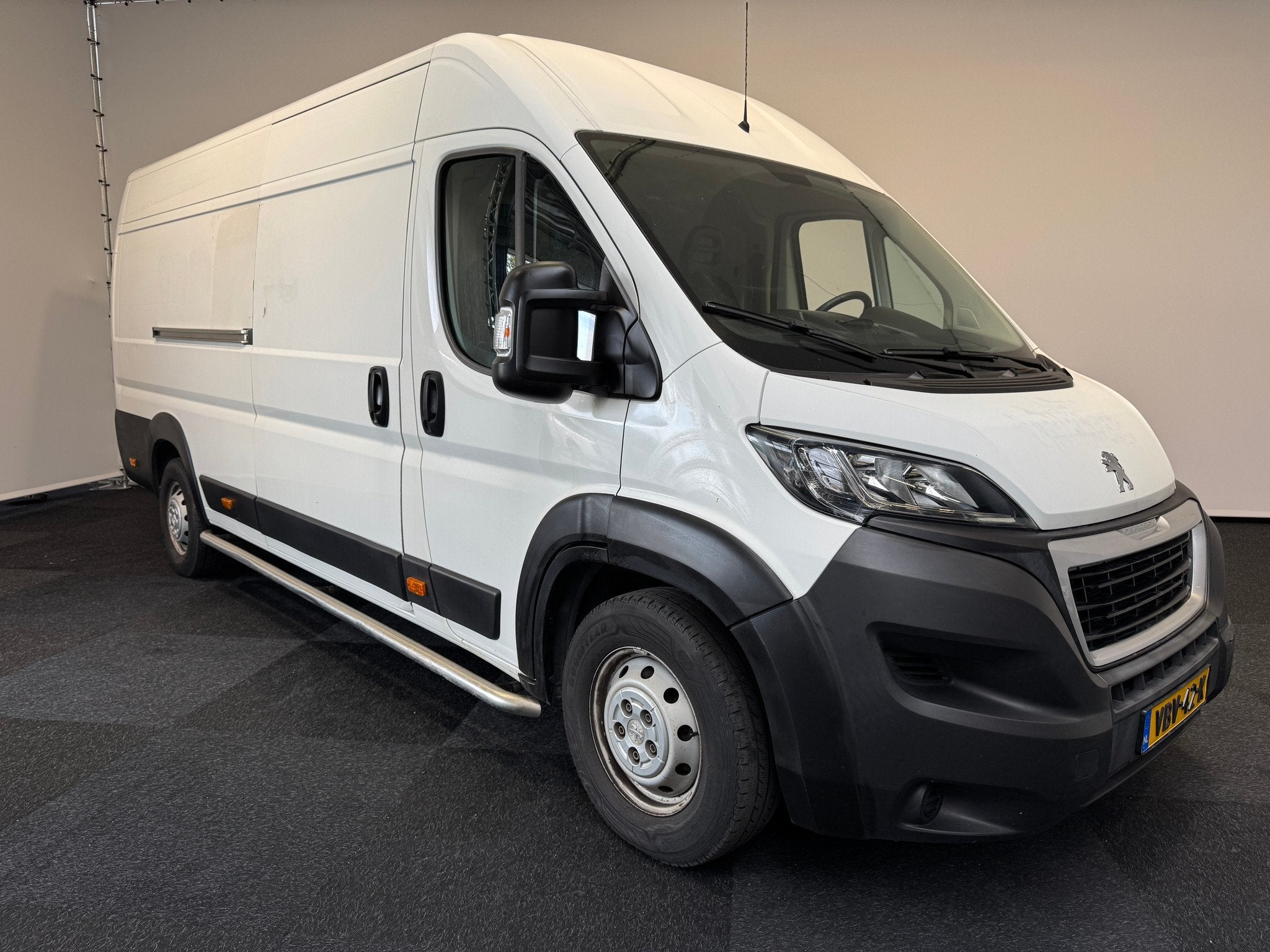 Peugeot BOXER 90000 km Boxer Maxi L4H2 435 BlueHDi 160 PK Eu, Auto's, Bestelauto's, Gebruikt, Euro 6, 4 cilinders, Origineel Nederlands
