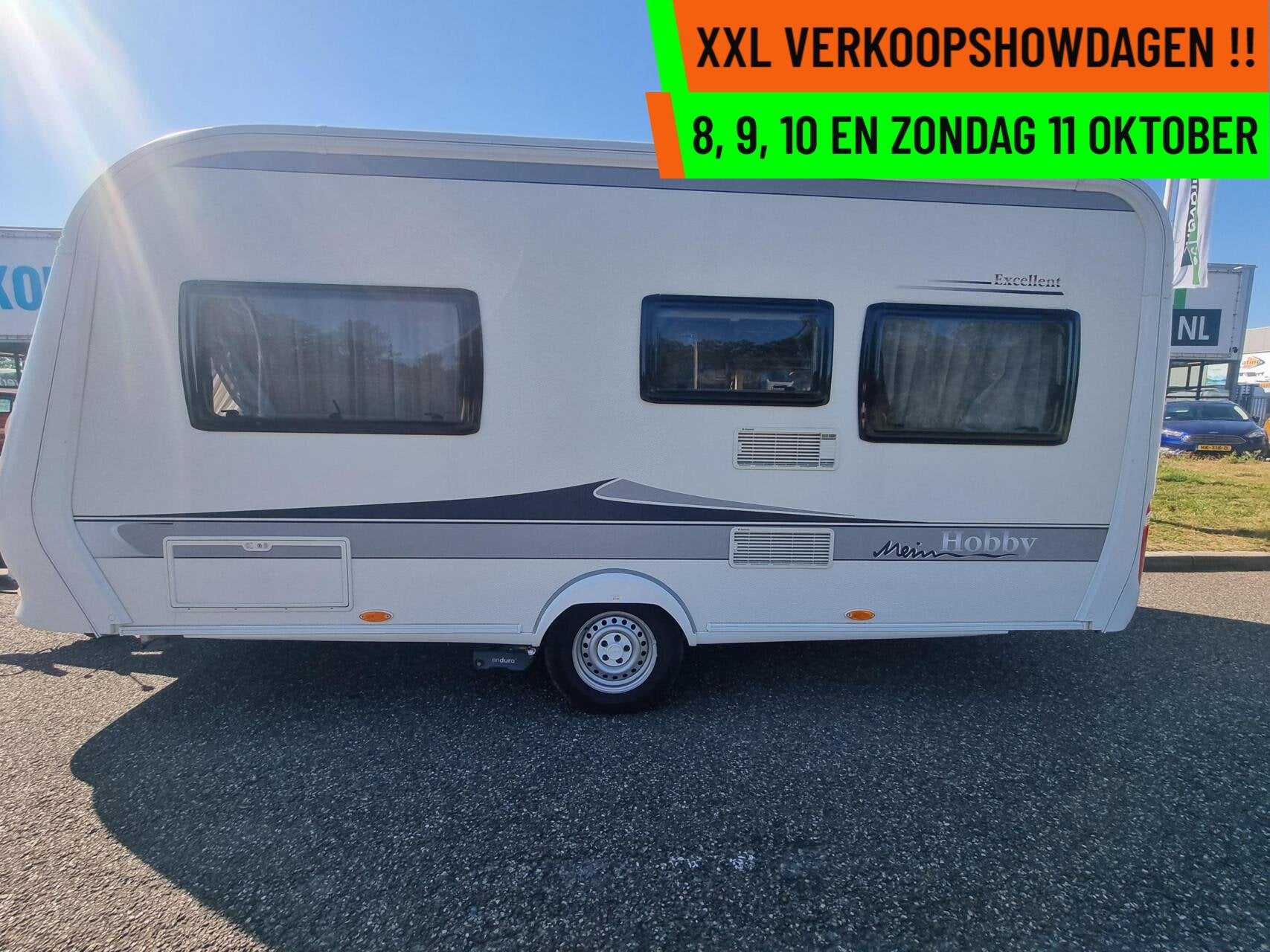 Hobby 460 UFE excellent MOVER + VOORTENT + FRANSBED + DOUCHE, Rondzit, Hobby, Bedrijf, 6 tot 7 meter