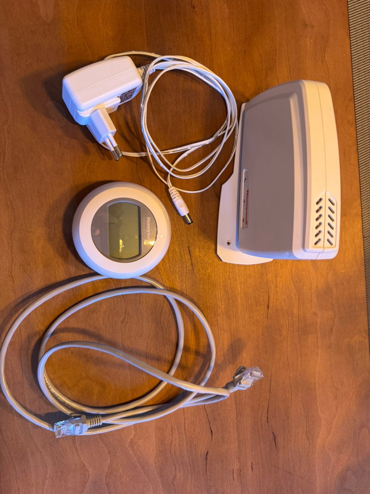 Honeywell Home Round Connected Modulation, Doe-het-zelf en Verbouw, Thermostaten, Zo goed als nieuw, Ophalen of Verzenden