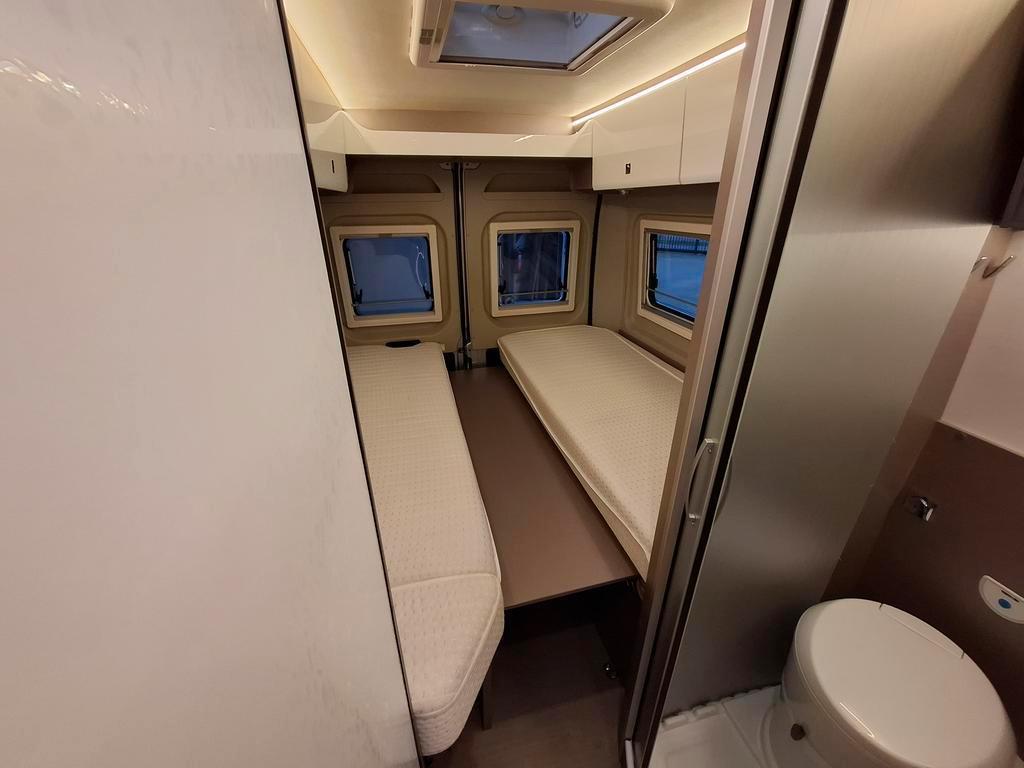 2021 Bürstner Eliseo 641 Skyroof Enkele Bedden Sola, Luifel, Buscamper of Camperbus, Ringverwarming, Fiat