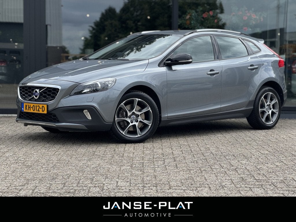 Volvo V40 Cross Country 2.0 T3 Nordic+ Stoelverw. | Standkac, Voorwielaandrijving, Gebruikt, 4 cilinders, Origineel Nederlands