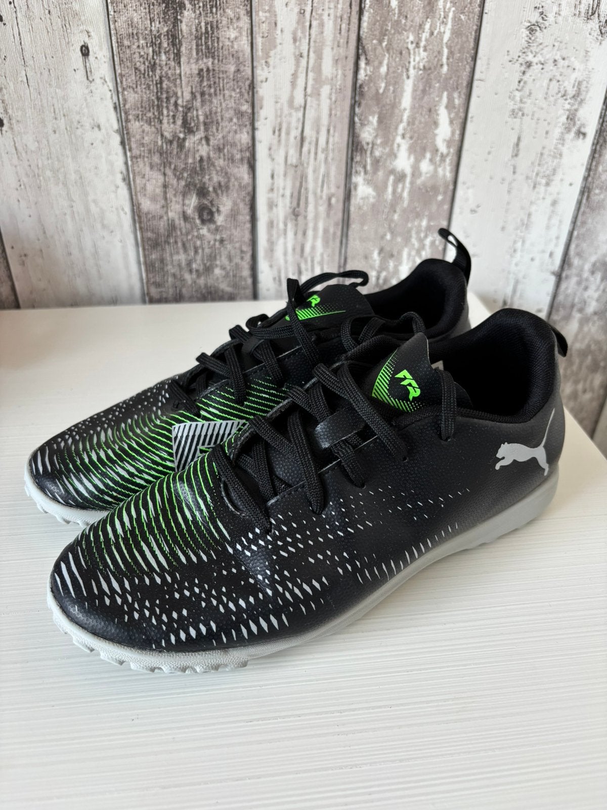 Puma Voetbalschoenen voor kunstgras maat 36, Maat XS of kleiner, Schoenen, Ophalen of Verzenden, Zo goed als nieuw